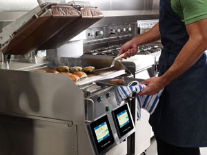 1217-Grills_Garland-GAR_xpressgrill_burgers.jpg