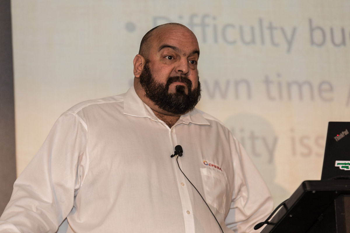 Dan-Dibeler-at-MUFES-2020.jpg