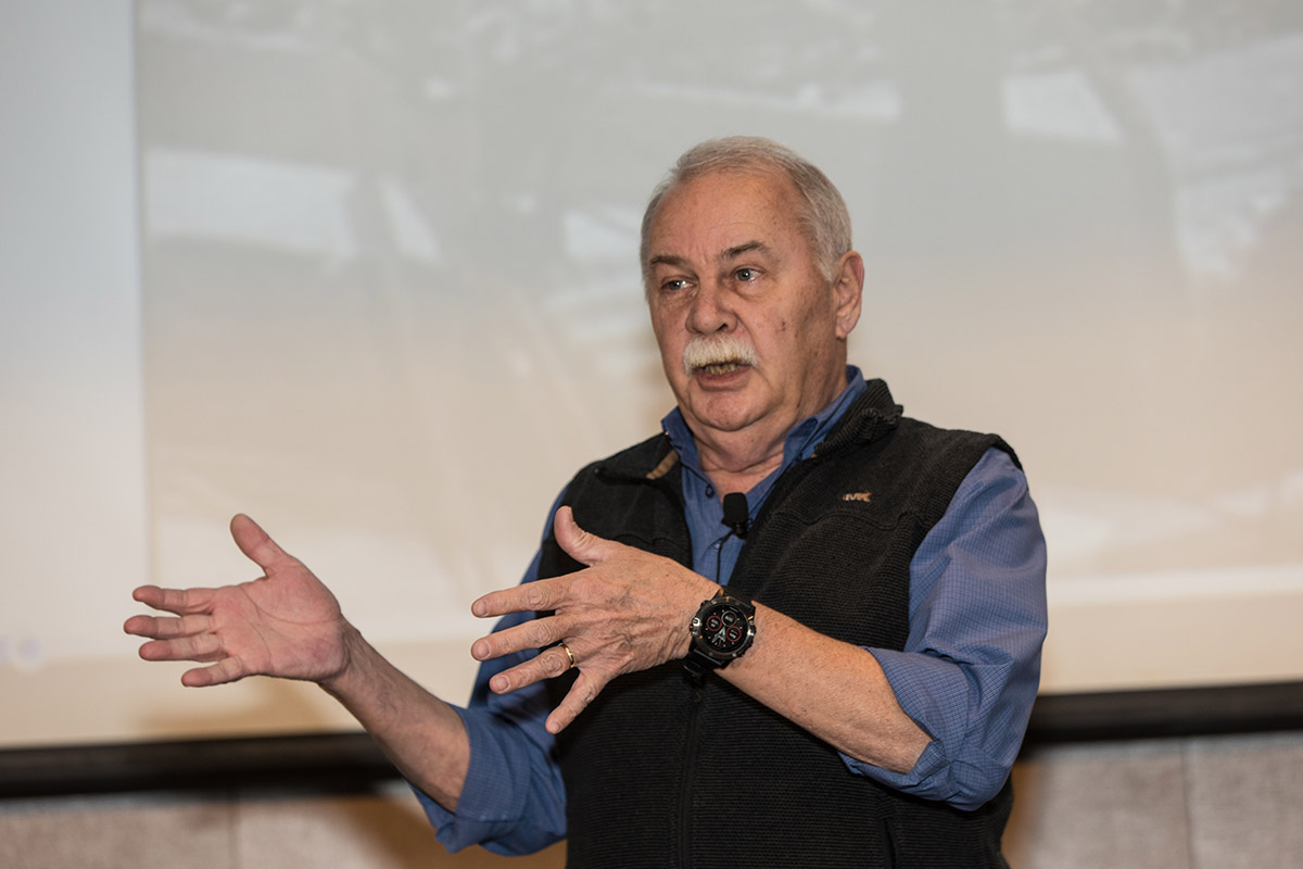 Larry Sigler Waffle House MUFES 2020