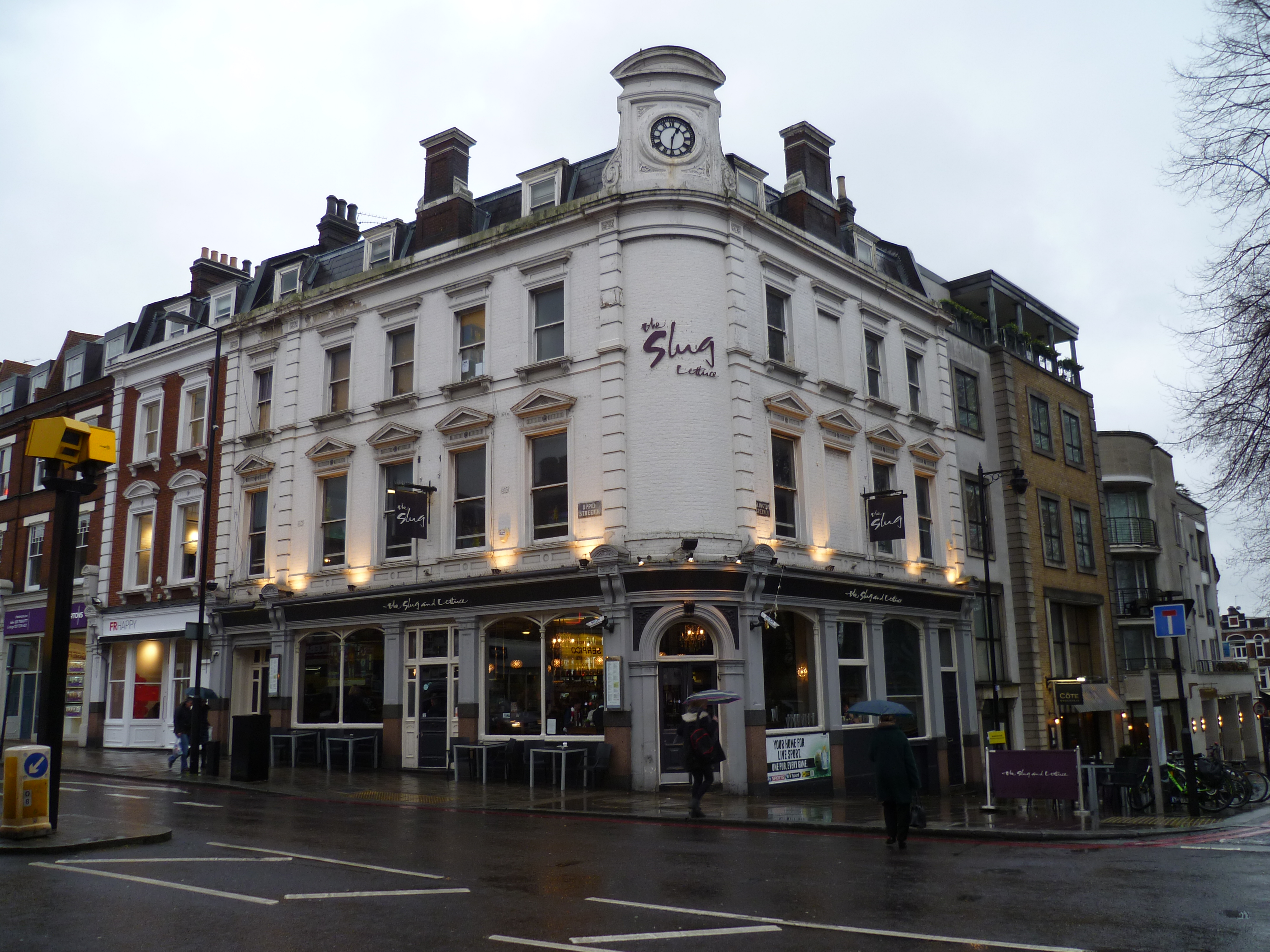 English pub