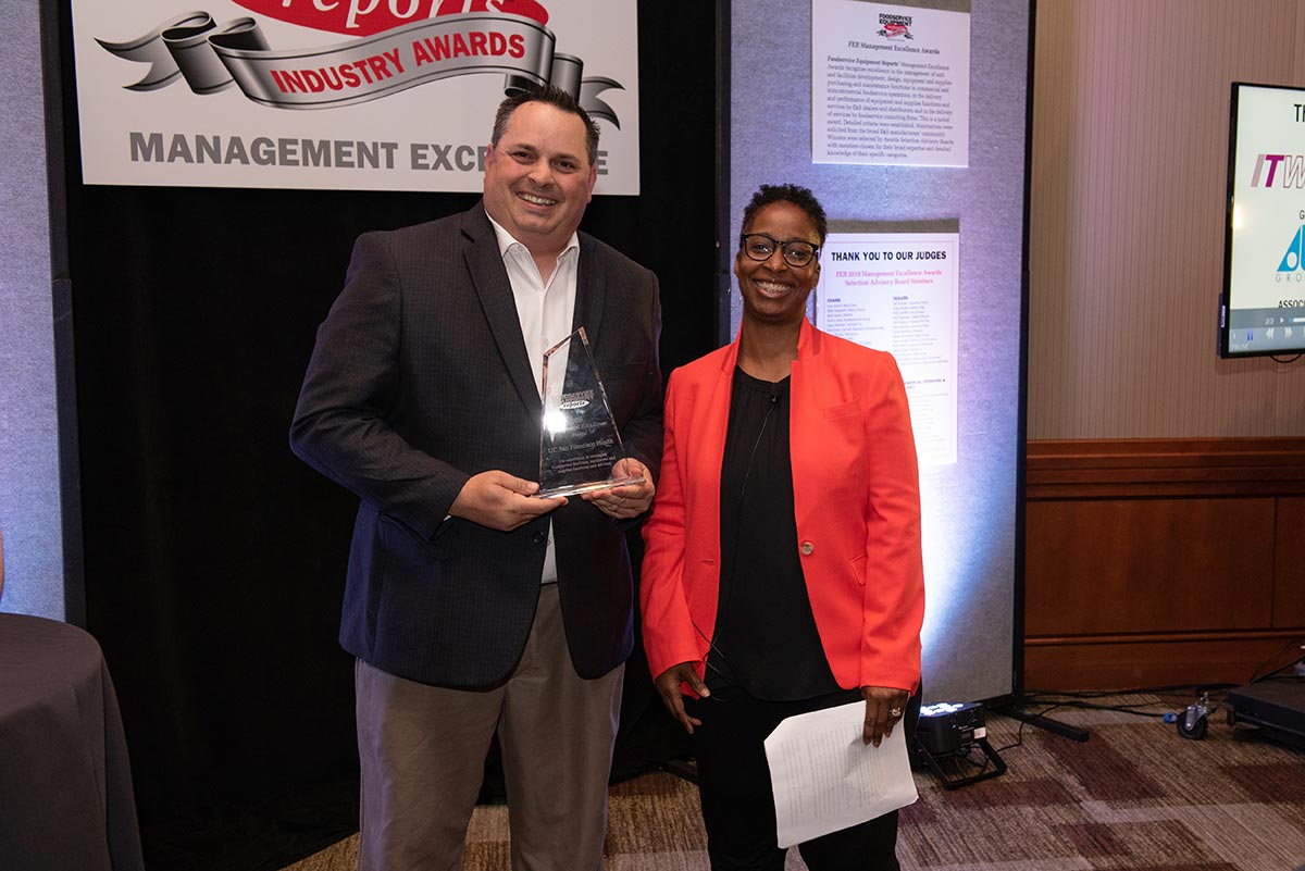 Dan Henroid, UC San Francisco Health (Management Excellence Winner); Kelly Killian, Foodservice Equipment Reports.