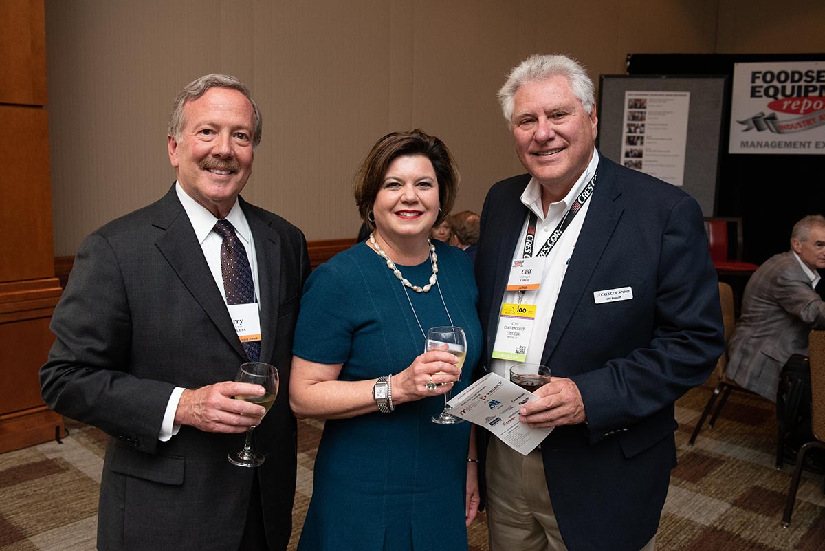 Jerry Hyman & Kimberley Gill Rimsza, TriMark USA (Management Excellence Winner), Cliff Baggot, Cres Cor.