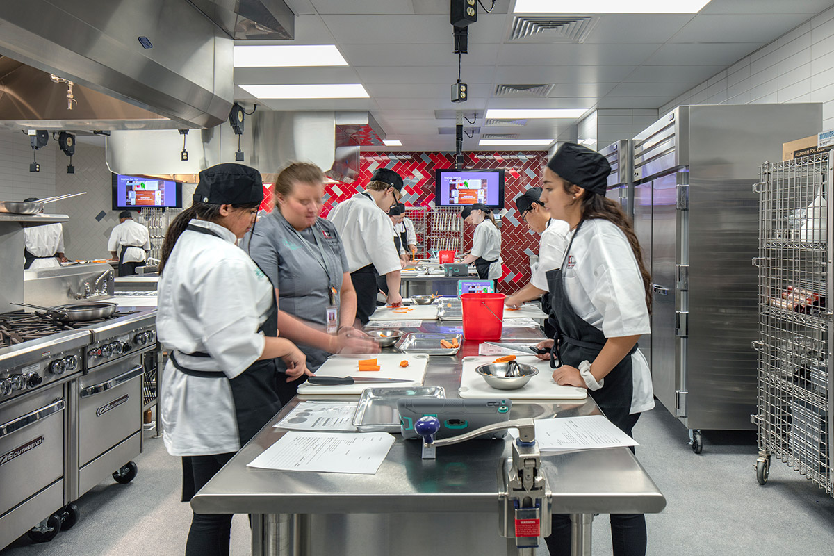 Students at Cherry Creek Innovation Campus