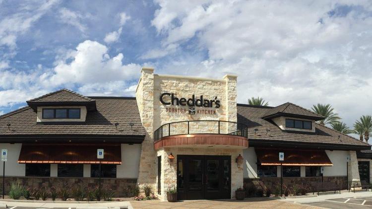 Cheddar’s Scratch Kitchen Opens Up Interior | 2017-03-24 | Foodservice