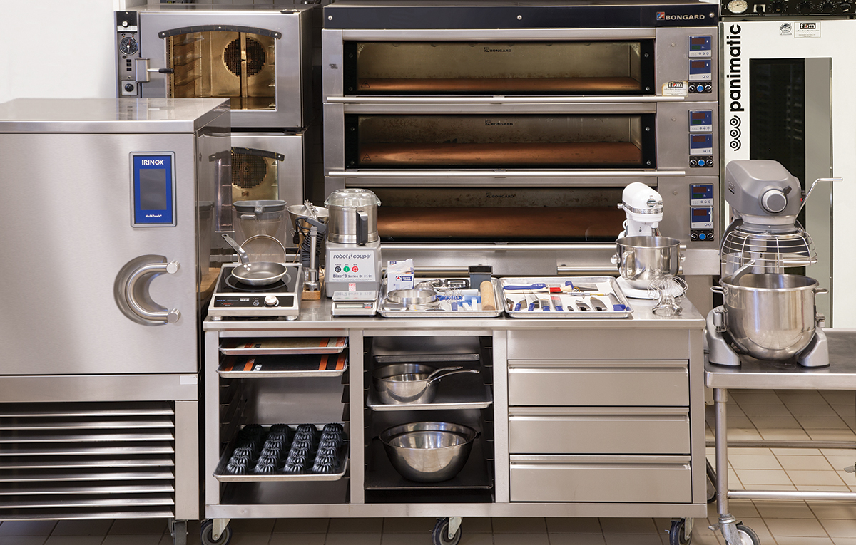 Anatomy Of A Pastry Station | 2019-03-01 | Foodservice Equipment Reports