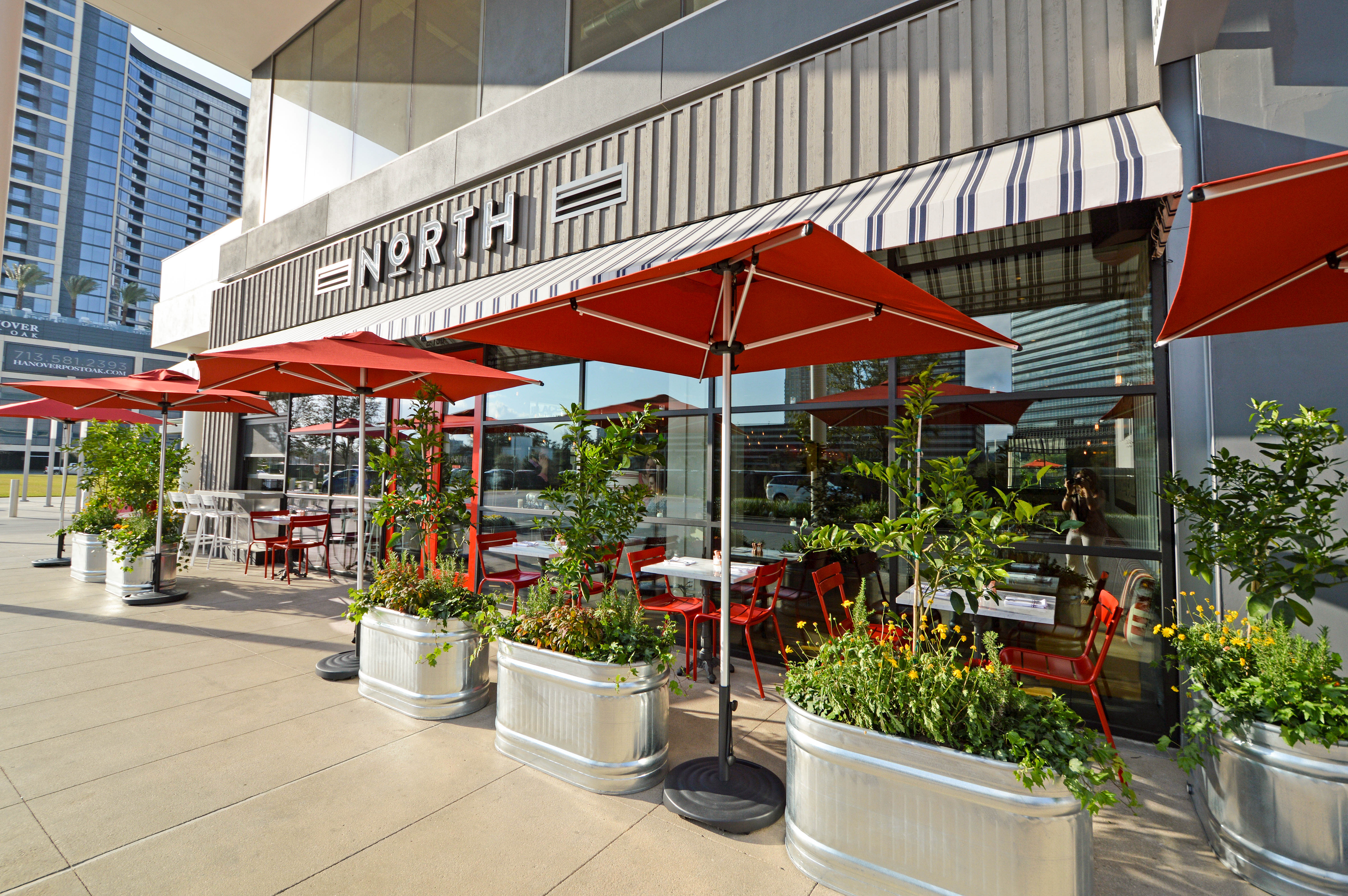 exterior view of Italian restaurant