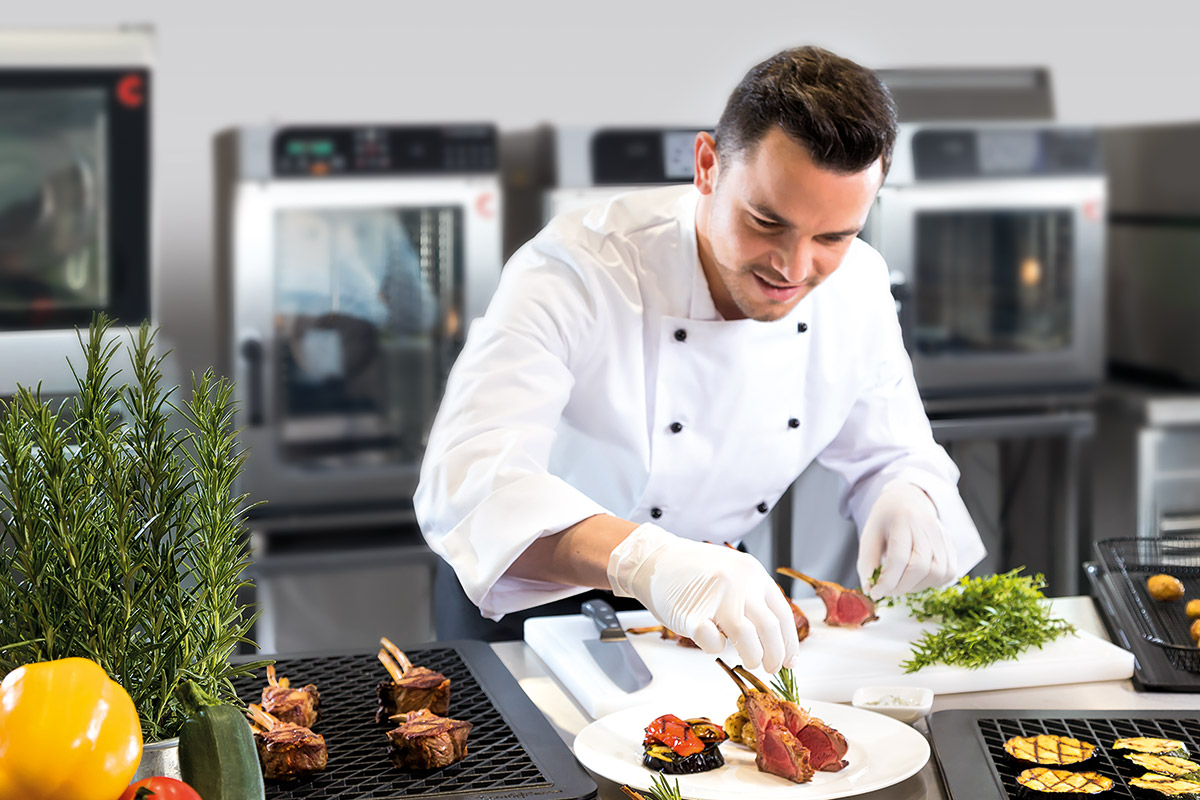 dynastie Master diploma overeenkomst Sizing Up Mini Combi Ovens - Foodservice Equipment Reports Magazine