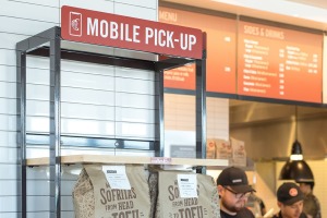 Mobile-Pick-Up-Shelf