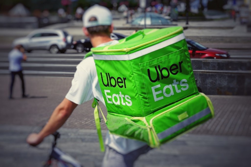 Uber_Eats_Robert-Anasch-unsplash-1-1