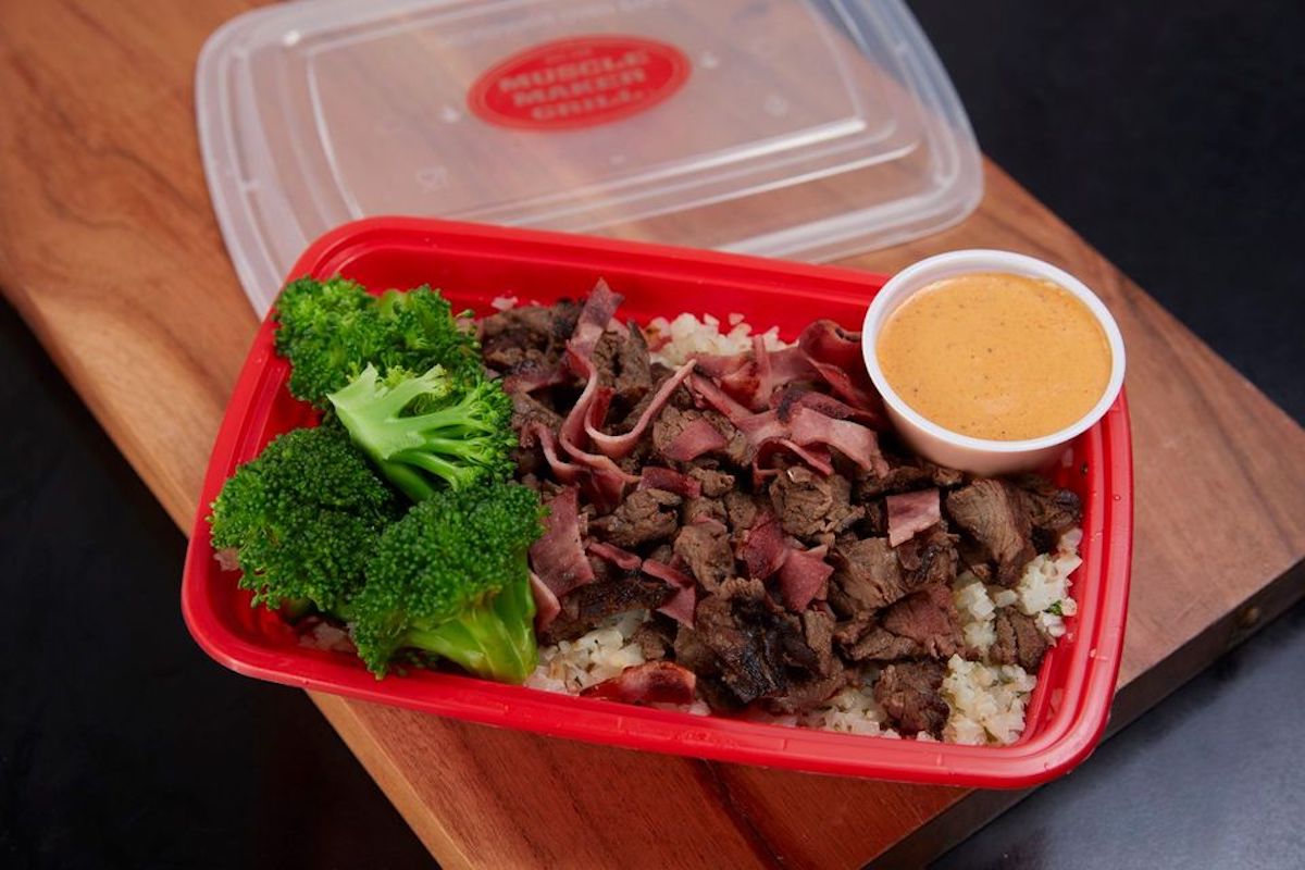 Muscle maker grill near me clearance