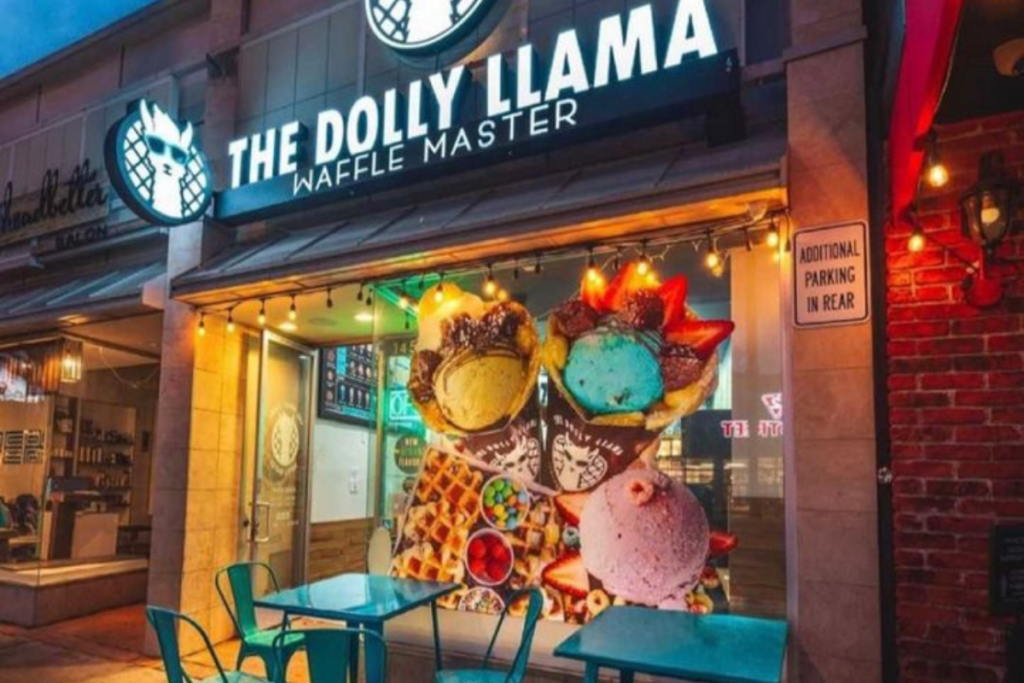 Dolly Llama 1200x800 1