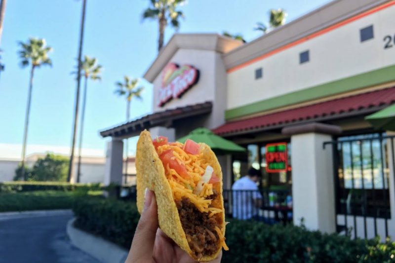 Del Taco 1200x800 1