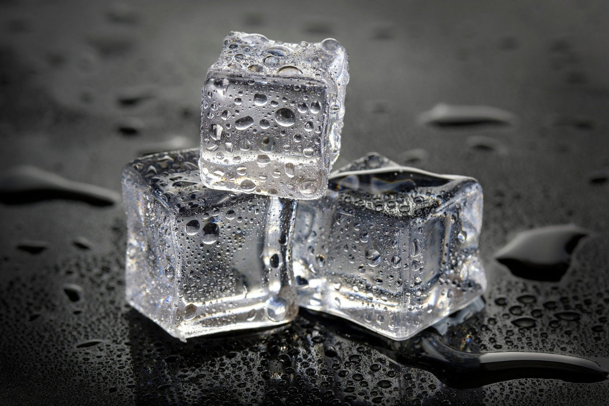 What's New With Cube Ice Machines - Foodservice Equipment Reports Magazine