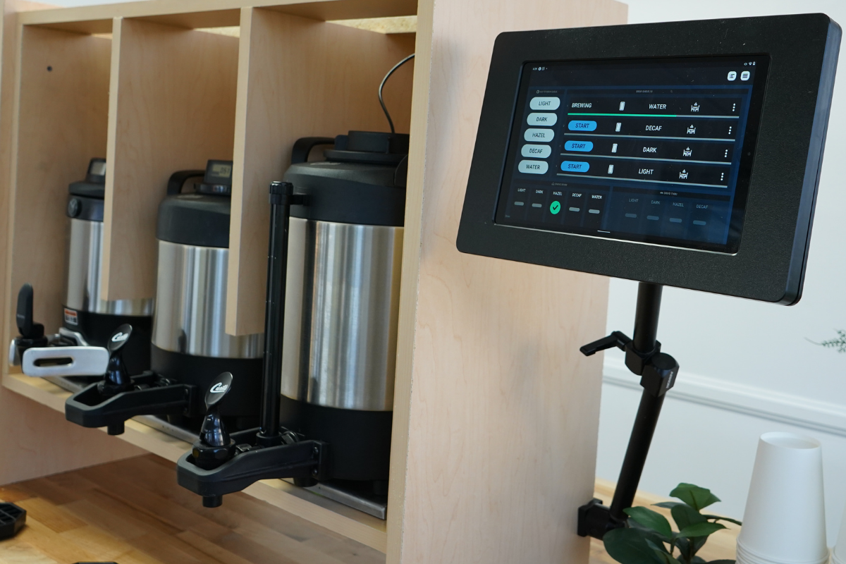 Panera Tests New AIPowered Coffee System Foodservice Equipment