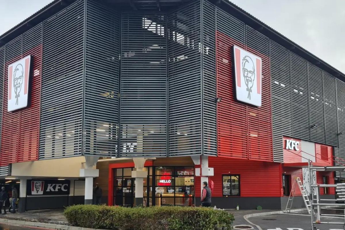 KFC Goes UltraModern With New South Africa Store Foodservice