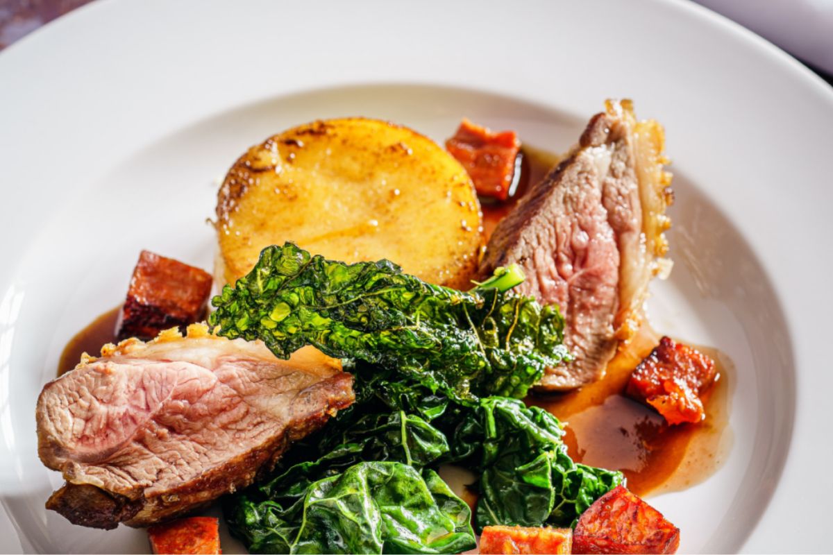 Hawkins Service Dishes On Why Electric Ovens May Cook Unevenly