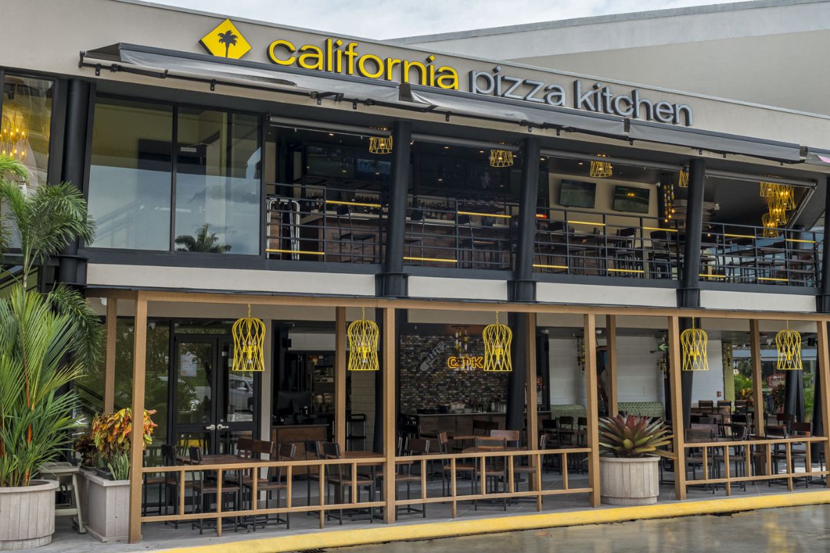 California Pizza Kitchen Enters Costa