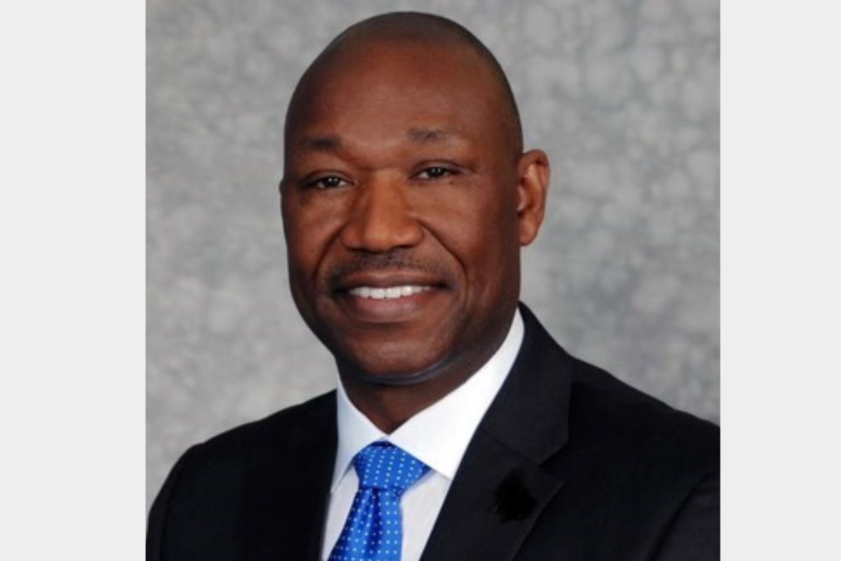 Denny’s Alex Williams as COO Foodservice Equipment Reports