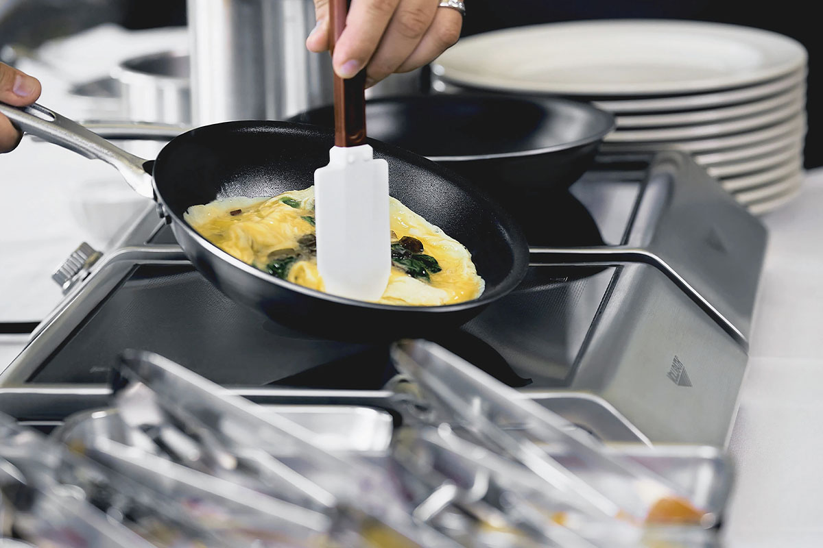 Hints to Power Your Induction Cooktop Hunt - Foodservice Equipment ...