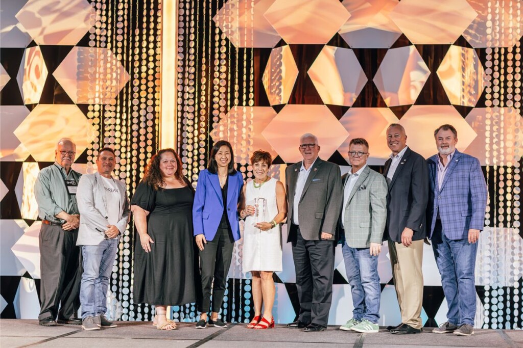 2025 SHFM Bob Pacifico Above & Beyond Award Amy Lewis, Kitchens to Go resize