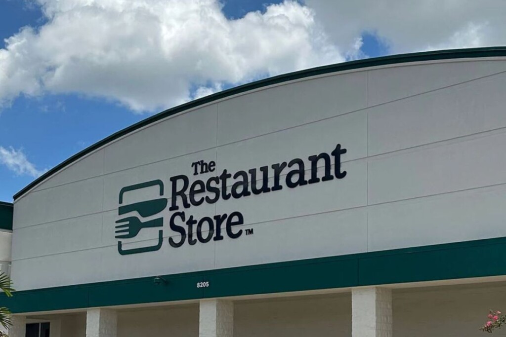 ClarkAssociatesTheRestaurantStore