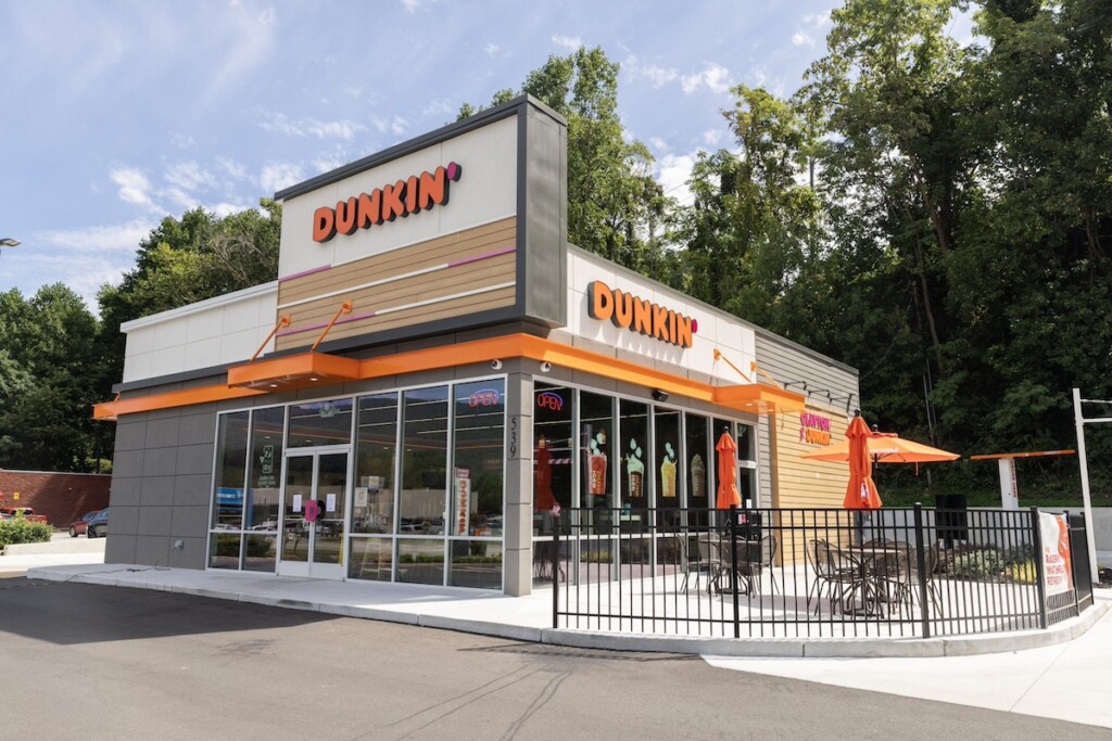Dunkin Exterior 1