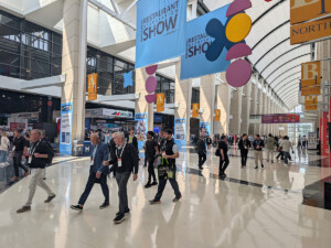 Show Crowds NRA26