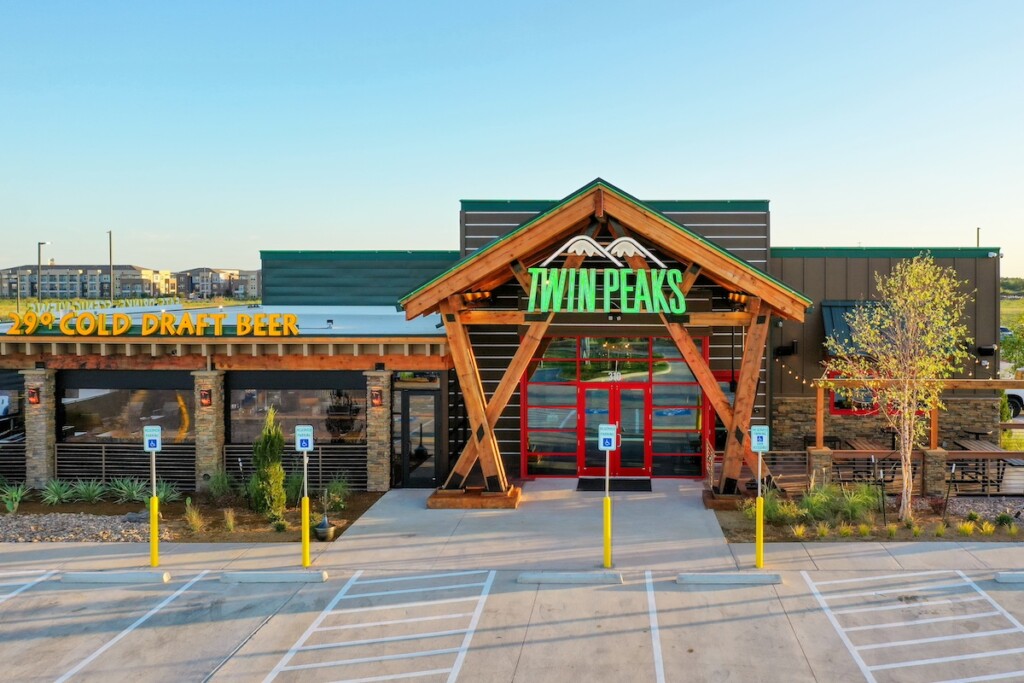 Copy of Terrell Storefront 4374
