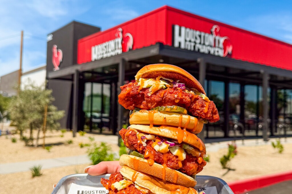 Sandwich Stack x Camelback
