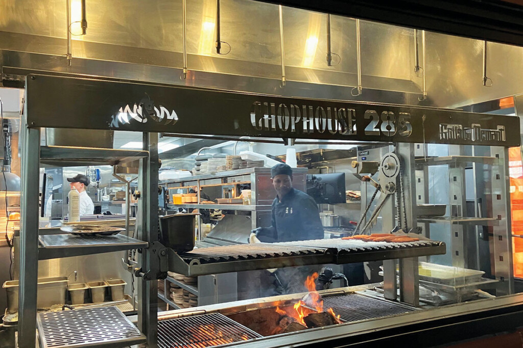 Demant Grill